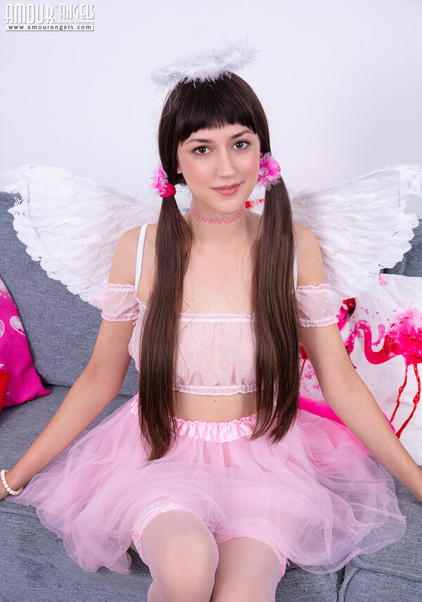 Инна, 18 лет, 2 размер груди